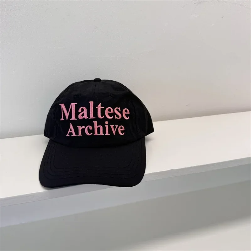 2025 التجفيف السريع قبعة بيسبول المرأة الصيف الكورية نمط الشمس واقية خطابات مطرزة بلغت ذروتها قبعة المد