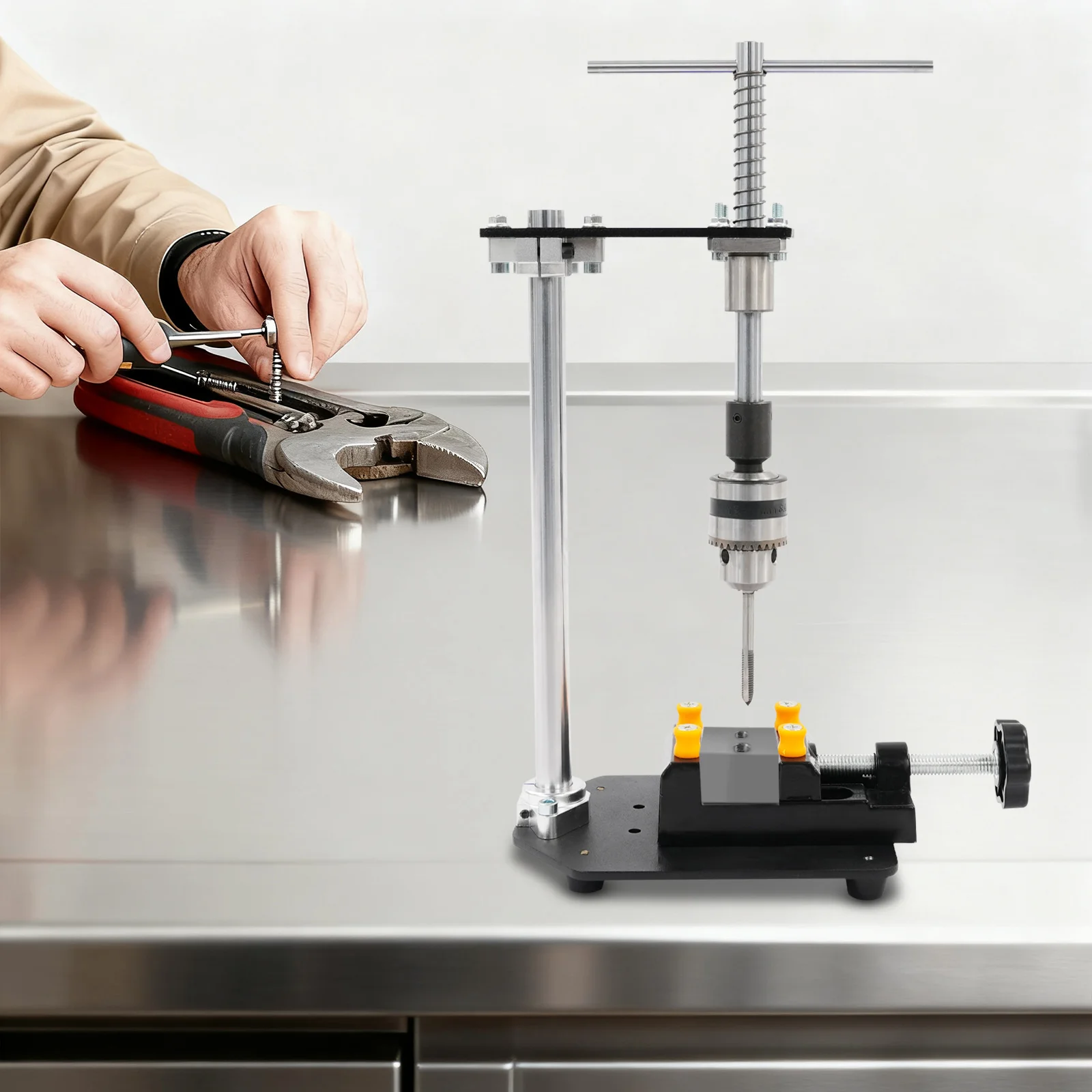 6.3*4.72*10.04in preto precisão mão tapper portátil manual máquina de batida mesa com chave conveniente