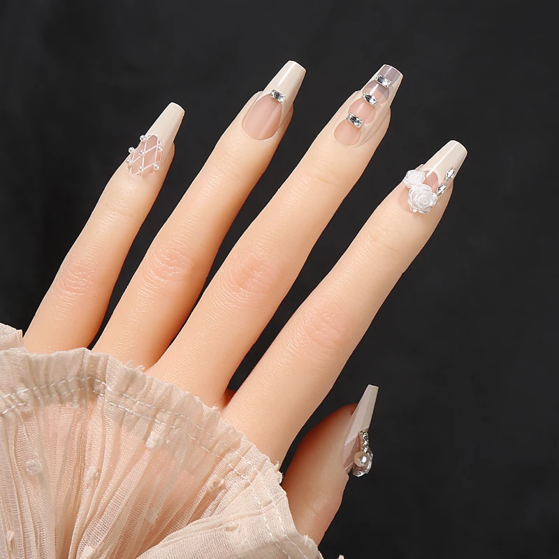 تابوت باليه مصنوع يدويًا أظافر مضبوطة ، تصميم حجر الراين واللؤلؤ ، أطراف أظافر زائفة مع ملصق جيلي ، فاخرة ، كاميليا ، 10 ~