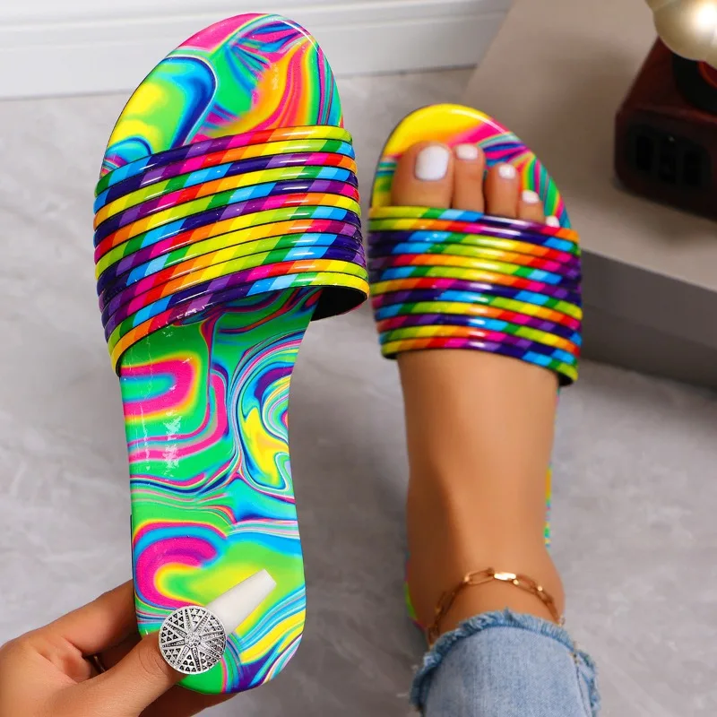 2024 New One line Slippers for Women Wearing Candy Colored Rainbow Graffiti Beach Shoes