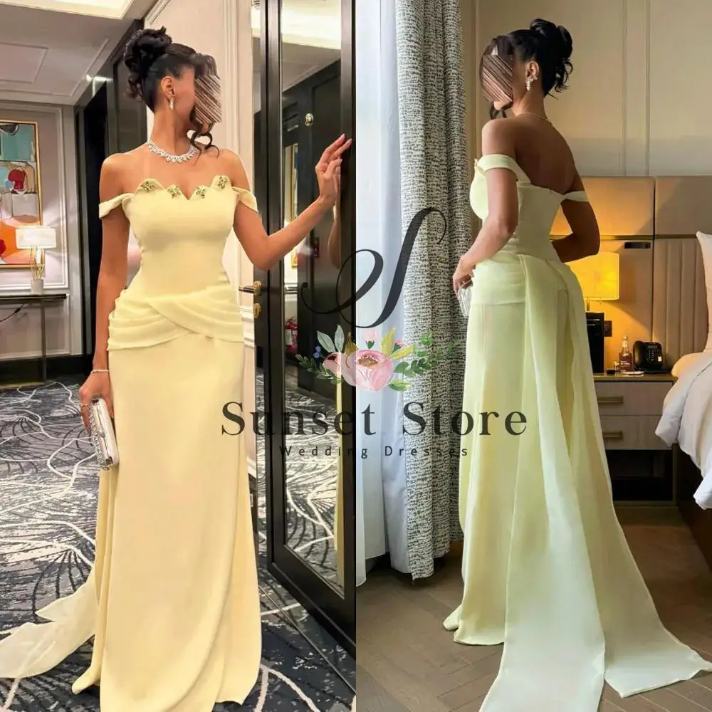 

Customized Length Court Train Backless Yellow Off Shoulder Wrinkle Zipper Sleeveless Evening Dress