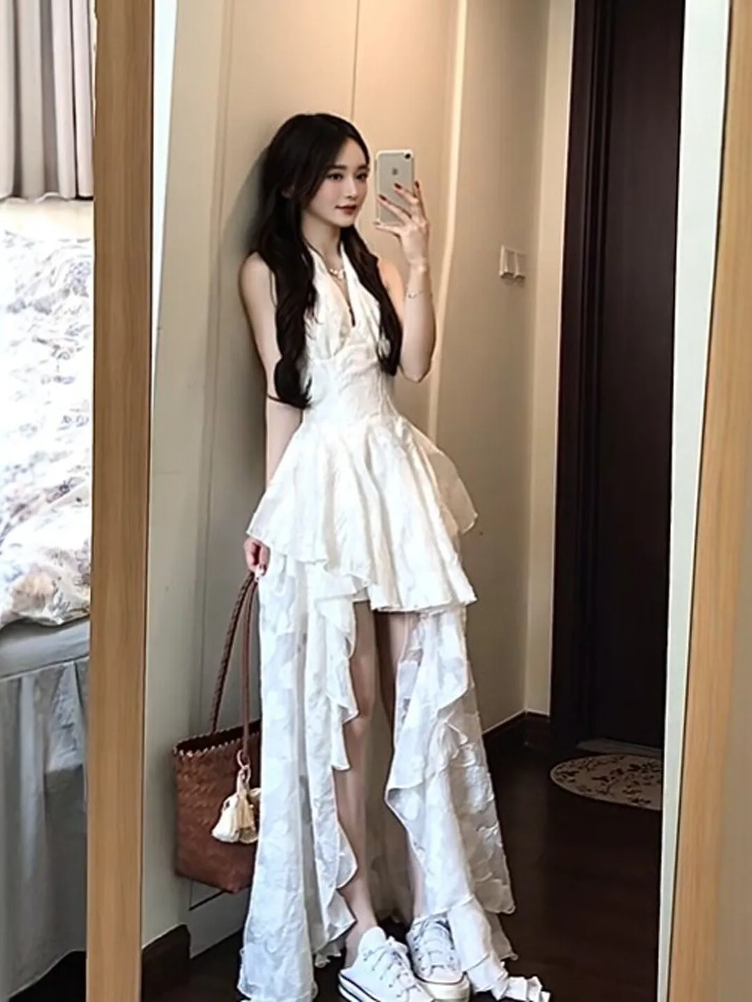 

Пляжное платье с открытыми плечами и завязками на шее, с завышенной талией, асимметричная длинная юбка, хлопок, нежный стиль, летняя мода для молодых женщин