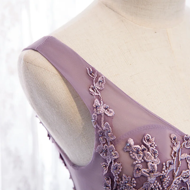 ชุดราตรีสีม่วงสวยงาม A8140 สำหรับเด็กผู้หญิงและผู้หญิง แขนกุด ผ้าลูกไม้ยาว ชุดเดรสงานปาร์ตี้หวานแหวว คอวี สำหรับโอกาสพิเศษ