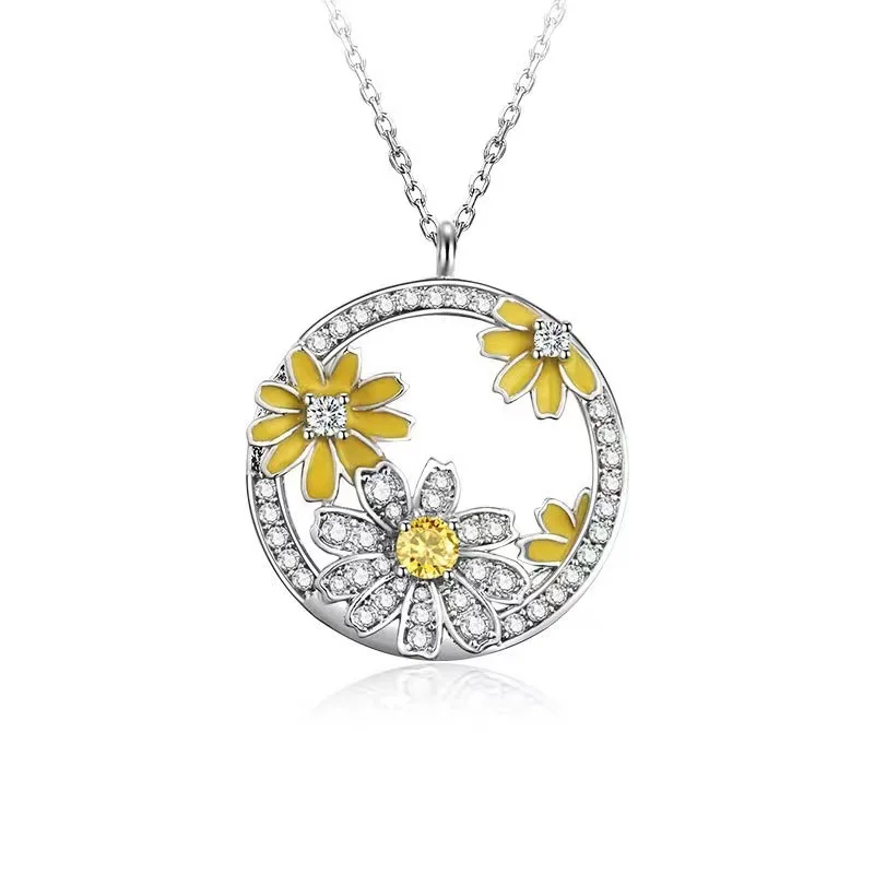 Fashion Daisy Necklace for Women Topaz Crystal Pendant Summer Wild Romance Valentine\'s Day Anniversary Gift Birthday Jewelry