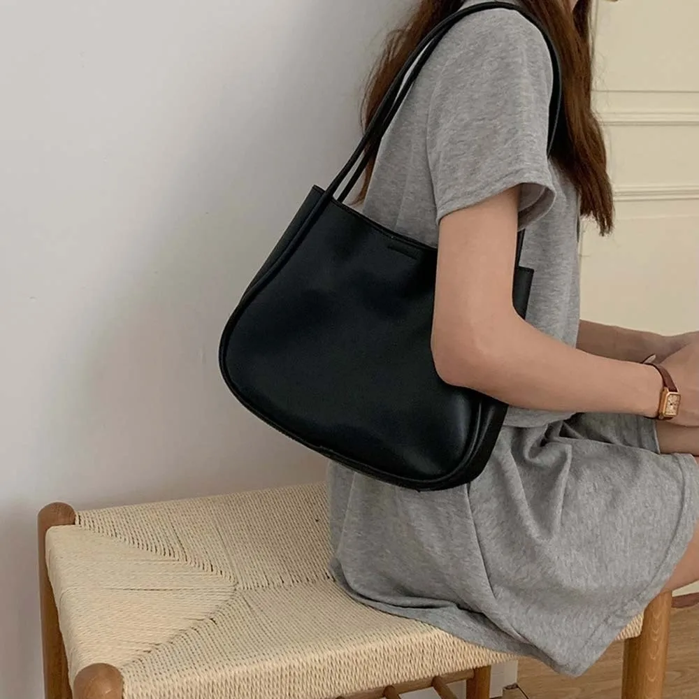

Elegant Soft PU Tote Bag Anti-splash Water Large Capacity Solid Color Handbag Magnetic Button Polyester French Underarm Bag