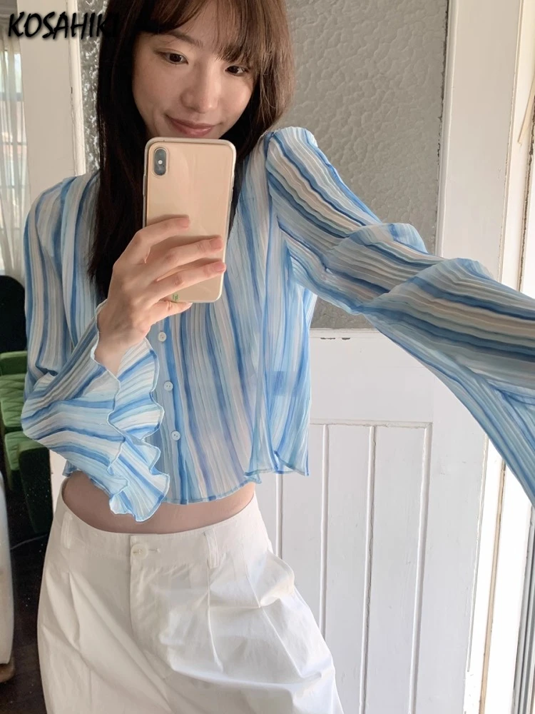 

Sun Protection Vertical Stripe Crop Women Blouse Y2k Aesthetic Single Breasted Pleated Blusas Harajuku Flare Sleeve Grunge Shirt