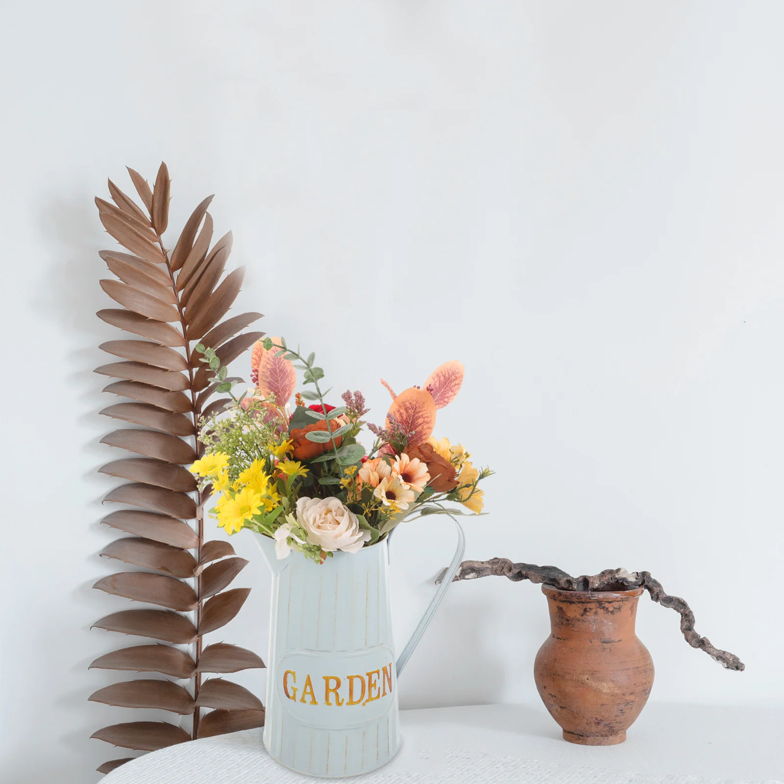 Retro Iron Floral Vase Rustic Metal Jug Shabby Chic Home Wedding Decor Aromatherapy Meditation Ornament Decorative Vase