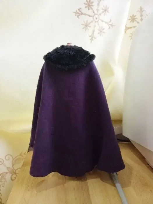 

[Только накидка] Фиолетовая накидка в масштабе 1:6, плащ с черным меховым воротником для 12 дюймов, мужская и женская игрушка-кукла