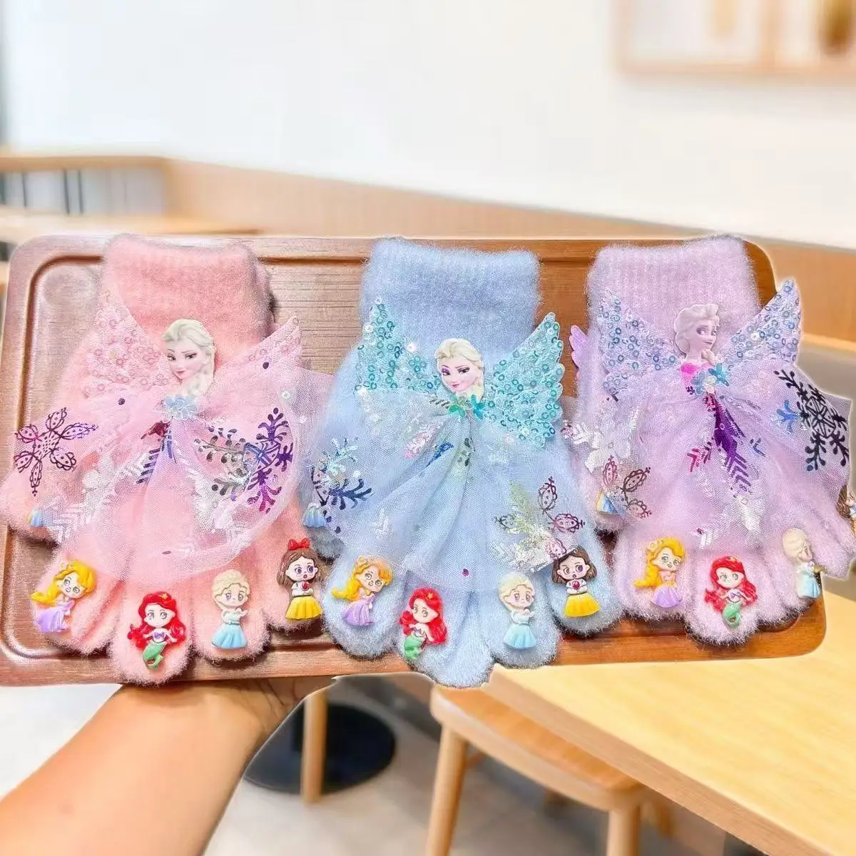 

Autumn Winter Children Knitted Gloves Kids Girls Cartoon Wing Frozen Elsa Mermaid Print Keep Warm Baby Full Finger Mittens 2-11T