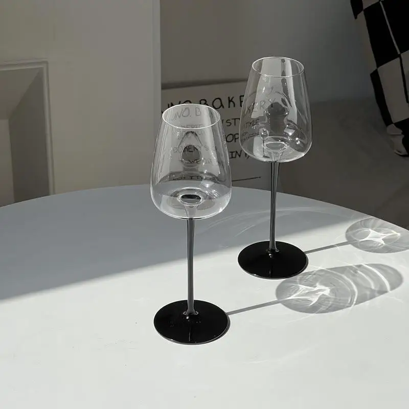 Copa de Vino Tinto de Cristal, Pinot Noir, Copa Bordeaux Vintage de Tallo Alto para Uso Doméstico, Copa de Beber Personalizada con Forma Única