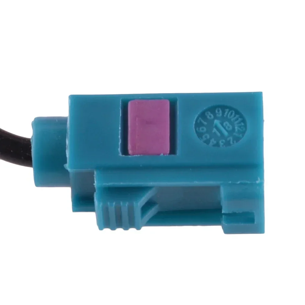Car Camera Adapter Cable Hot Sale Rear View Navigation System Reversing Adapter Cables For Mercedes-Benz C E W204 W212