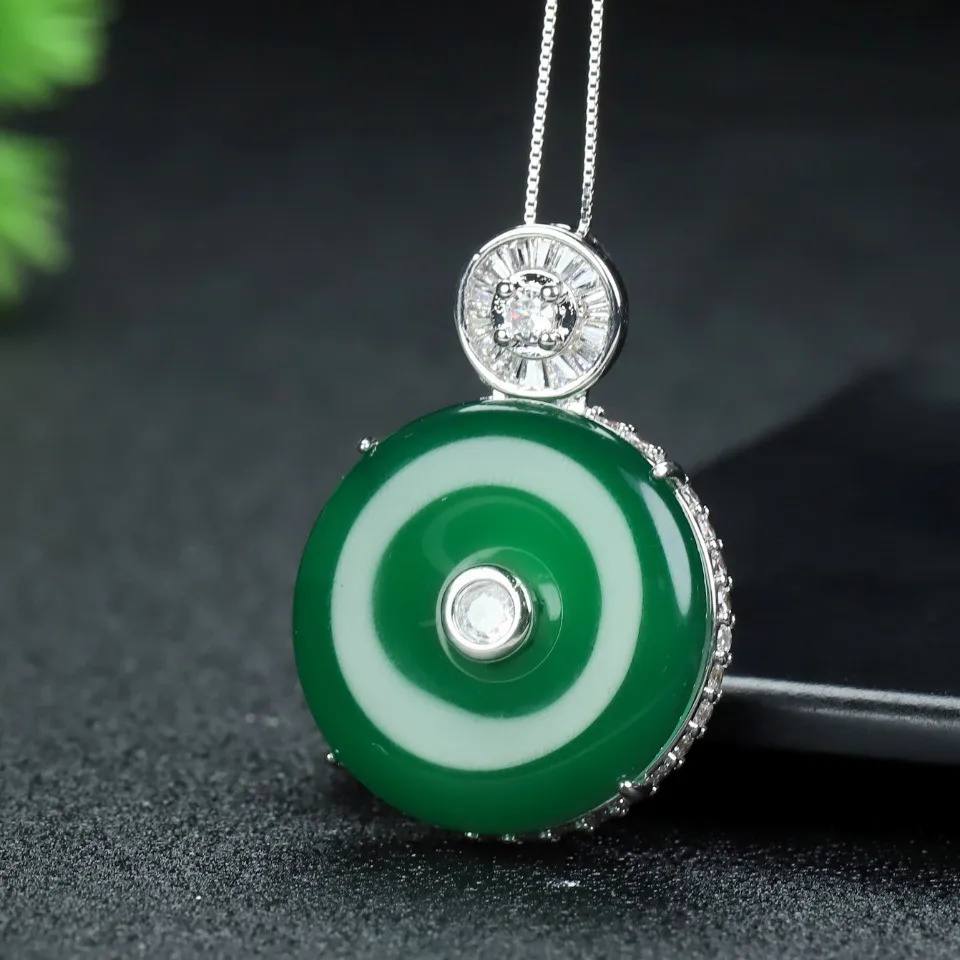 

Myanmar Grade A Jadeite Green Jade Donut Pendant Burma Jade Necklace Women Healing Gemstone Fine Jewelry Gifts