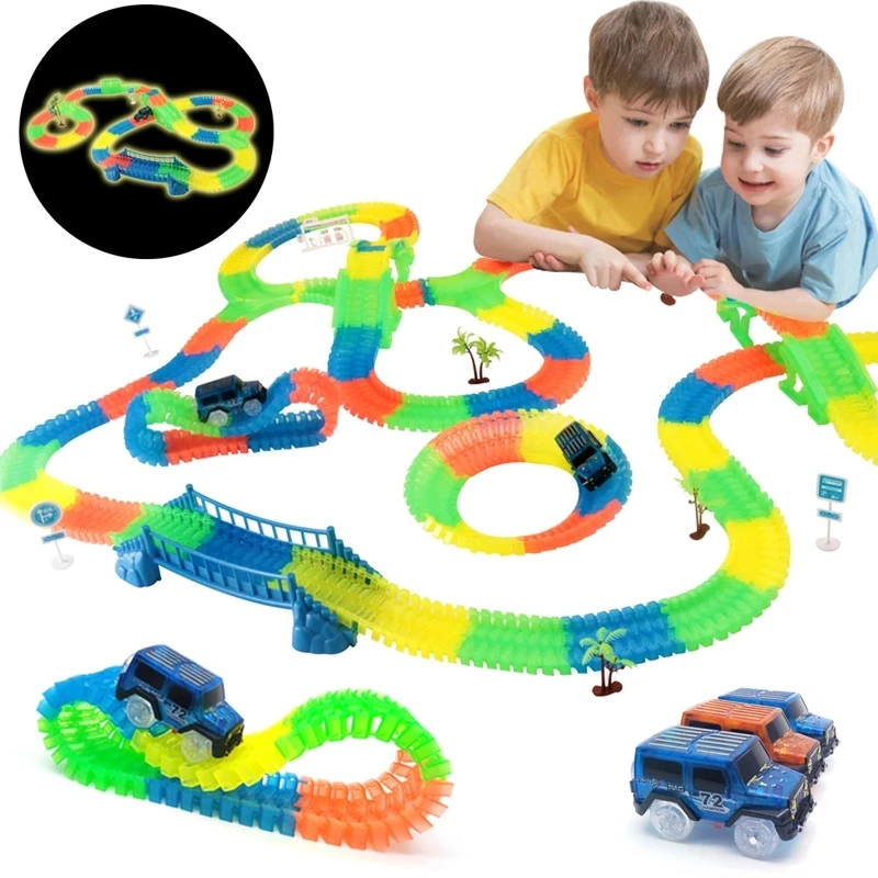 320 Stuks Plastic Racebaan Gloeiende Racebanen Diy Assemblage Flexibele Racebocht Railbaan Auto Speelgoed Voor Kinderen Geschenken