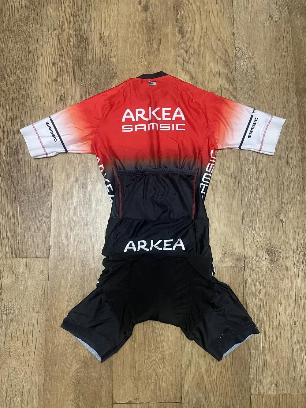 LASER CUT Skinsuit 2021 ARKEA SAMSIC TEAM Bodysuit SHORT Cycling Jersey Bike Bicycle Clothing Maillot Ropa Ciclismo