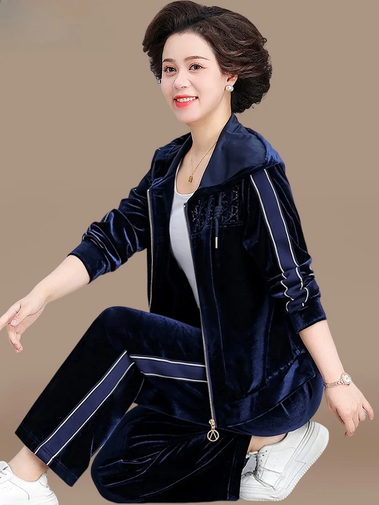

Chic Velvet Two-Piece Suit for Mom Autumn Casual Sportswear Middle-Aged Women Spring Autumn Outerwear Trendy Top And Bottoms
