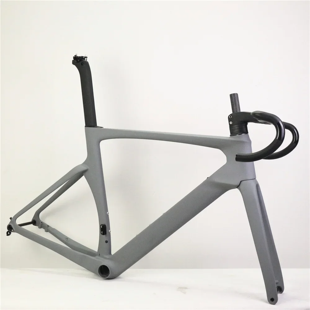 Winowsports Chinese factory full carbon road bike FM237 BB386 road bicycle frames 700*28C road disc frame carbon For racing