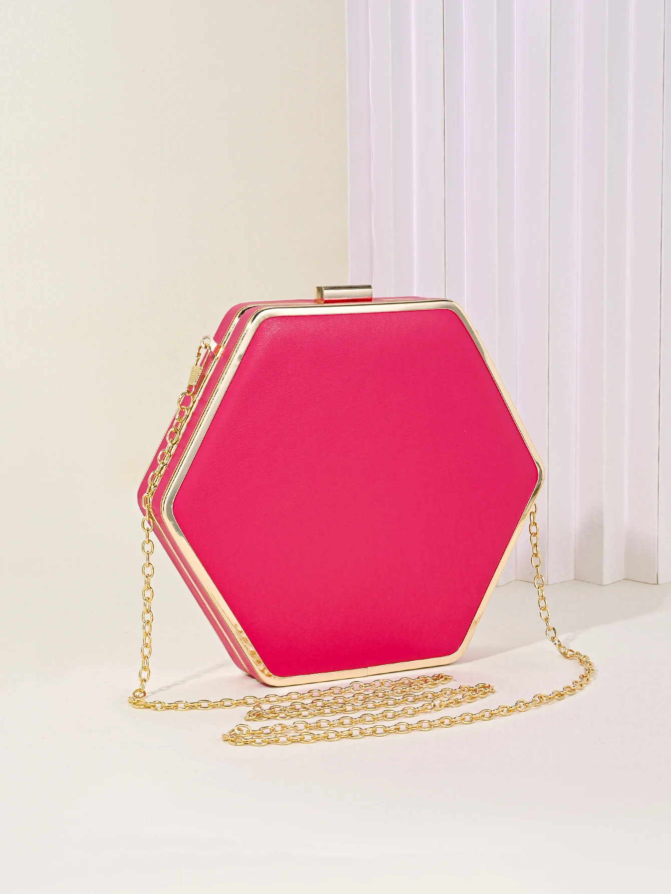 Fashion Women Hexagon  Exquisite Big  Chain Decorative Clutch Evening Bag For Party Wedding