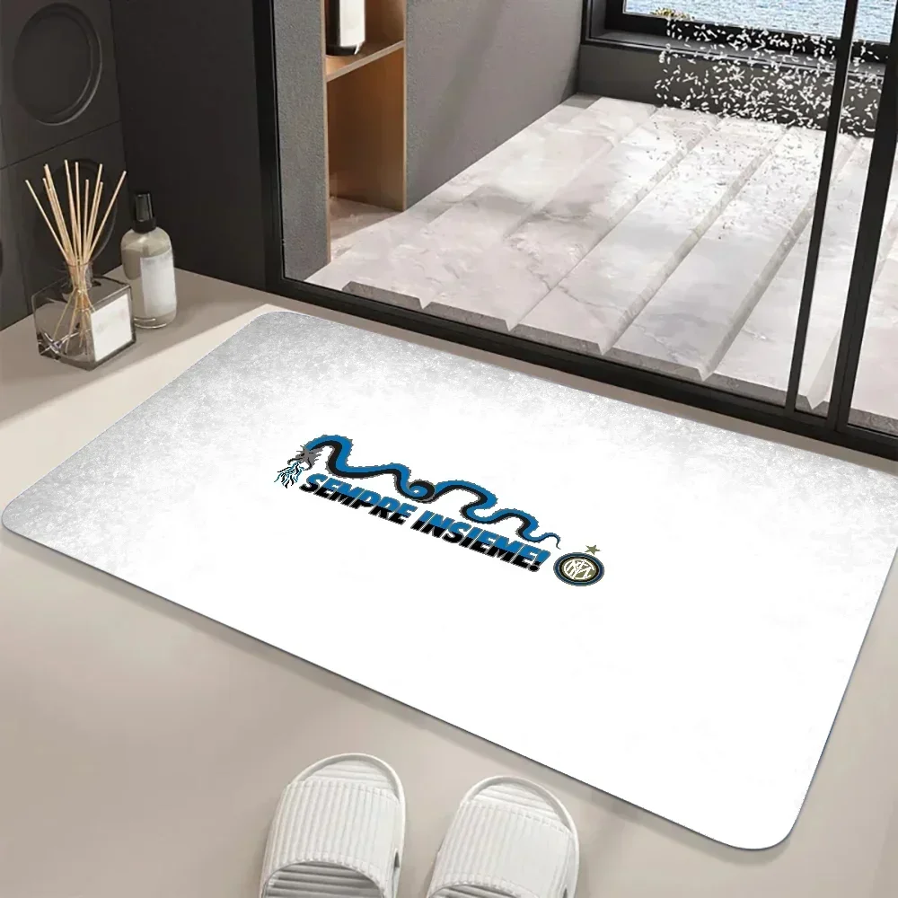 Inter Milan Floor Mat Graphic Printed Flannel Doormats for Bathroom Kitchen Entrance Carpet Home Decor