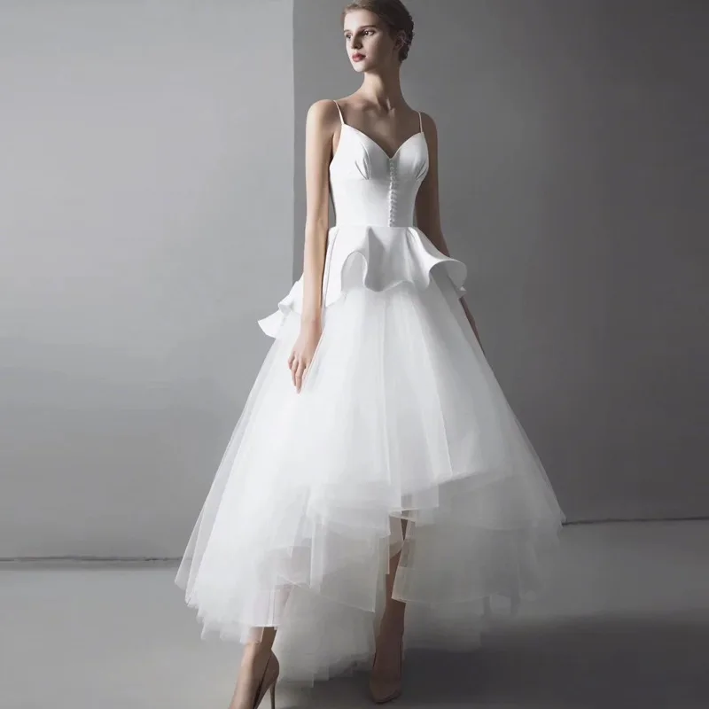 

2025 New Princess Wedding Dresses V-neck Straps Buttons Tulle Satin High Low Bridal Gowns Vestidos de Novia Robe De Marriage