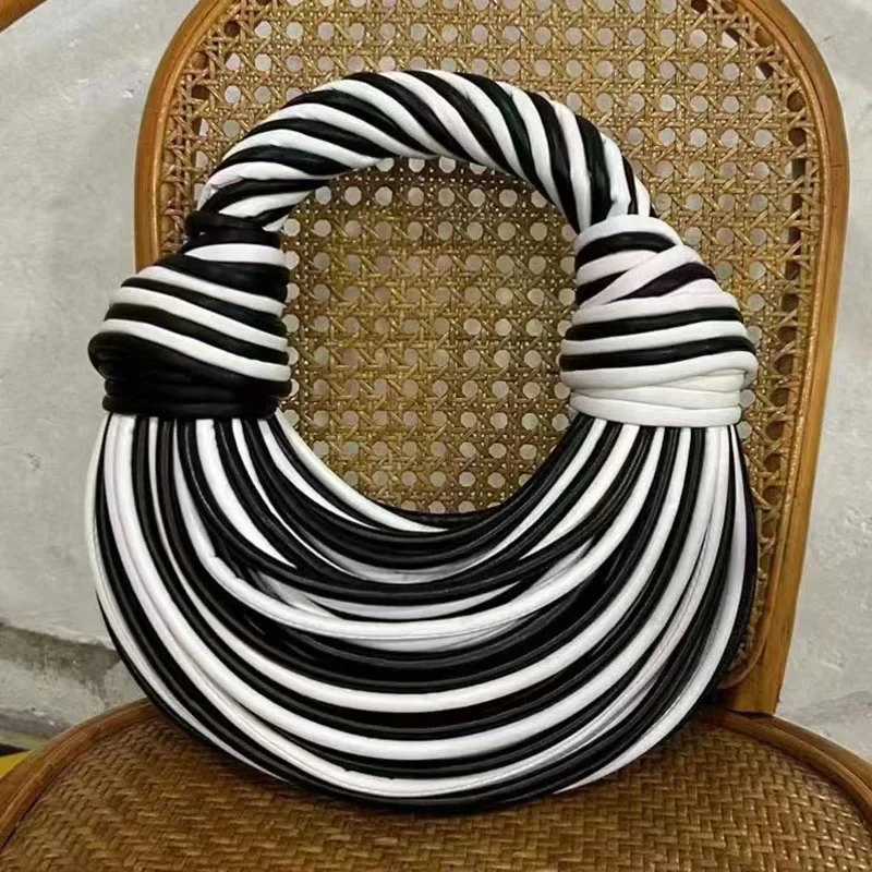 borsa-a-tracolla-da-donna-alla-moda-2026-di-alta-qualita-a-mezzaluna-dal-design-elegante-piccola-borsa-a-spalla