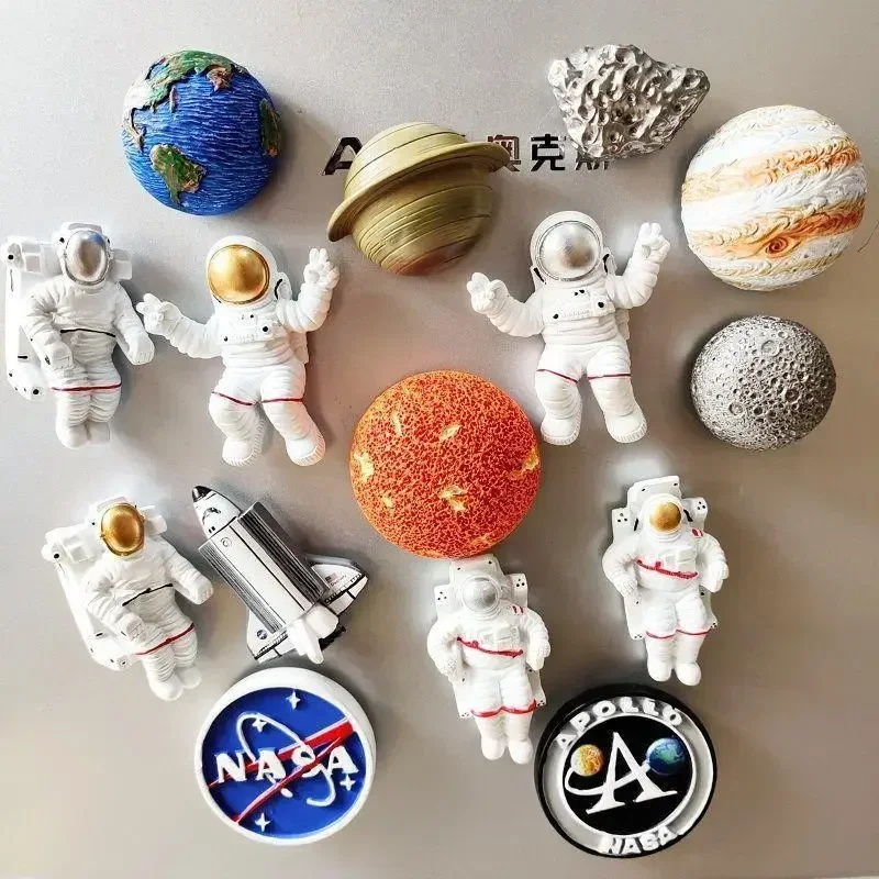 3D Fridge Magnets Cartoon Astronaut Refrigerator Paste Magnet Decoration Magnet Magnetic Magnet Message Board Collection Gifts