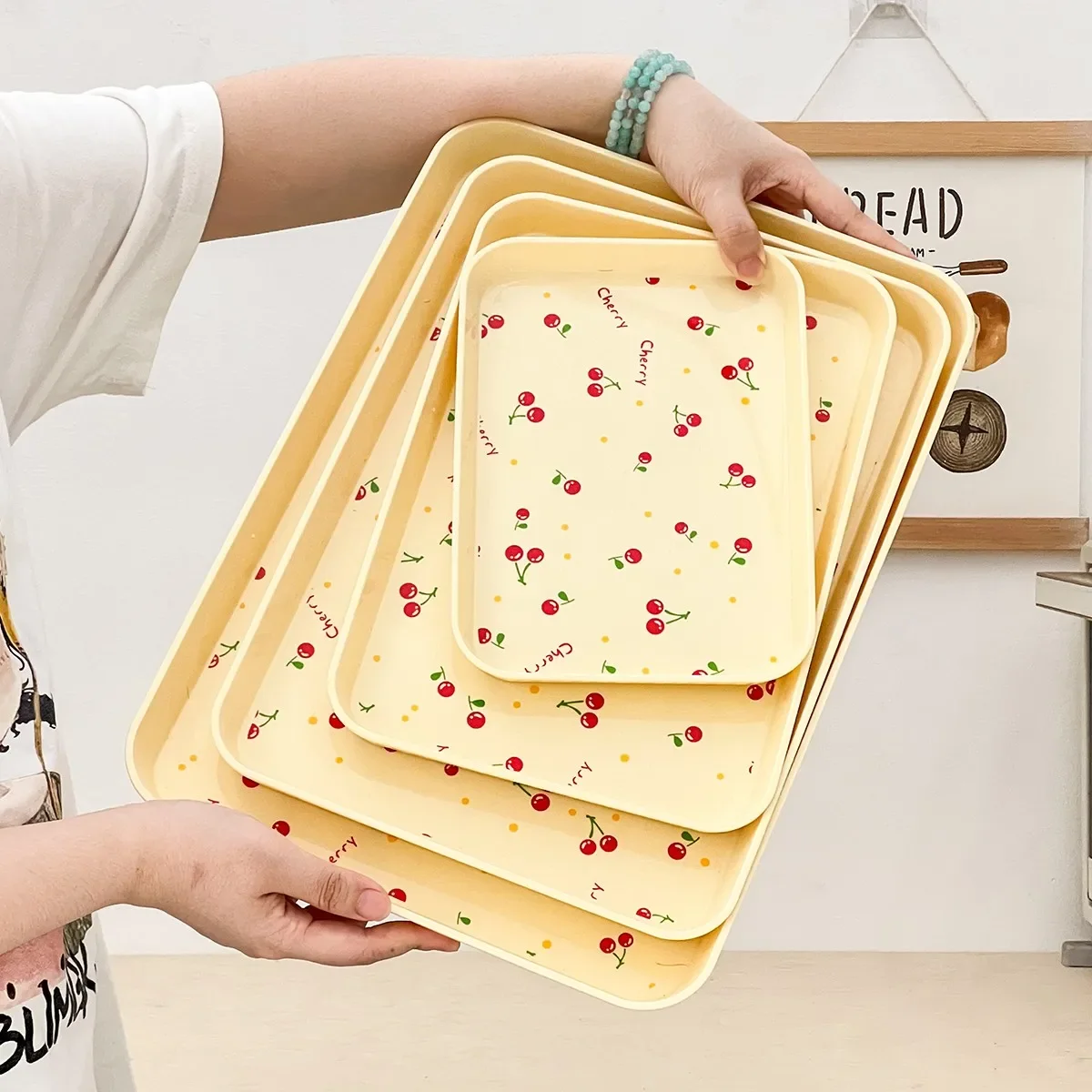Plastic serveerschaal, kersenmotief, stapelbaar, antislip, rechthoekig, voor het serveren van ontbijt, thee, keukenservies en andere gerechten.