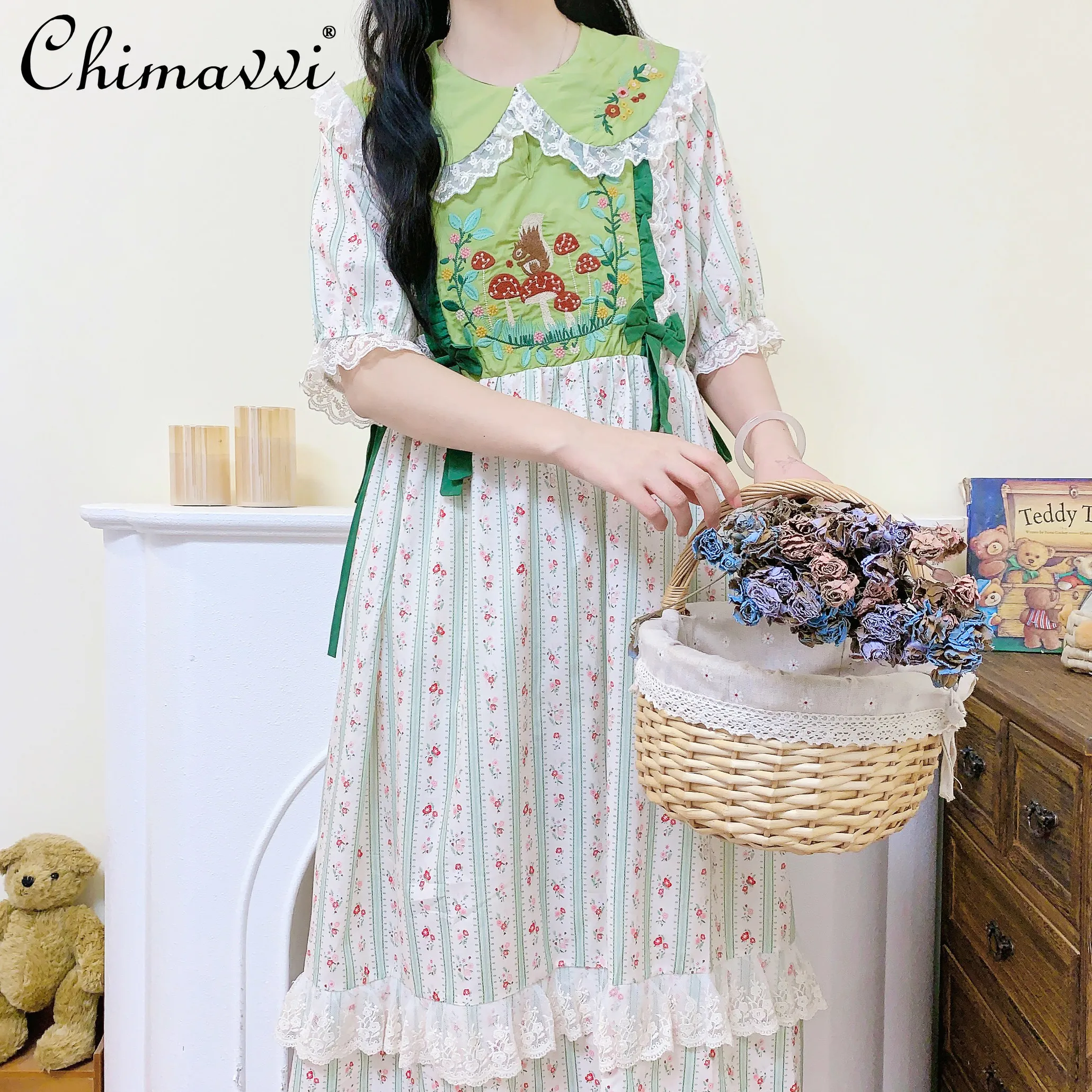 

Japanese-Style Retro Green Flowers Cute Embroidered Bow Dress for Women Fashion Girl Lace Peter Pan Collar Short Sleeve Dress