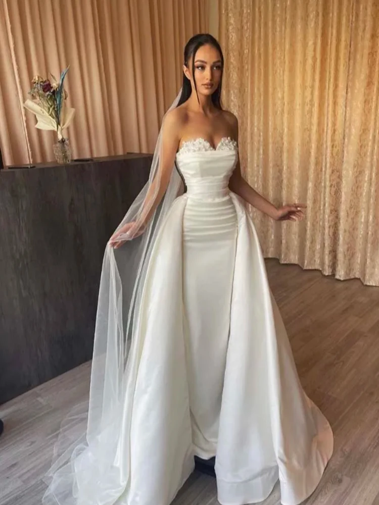 Dubai Sweetheart  Mermaid Wedding Dress With Detachable Train Lace up Back Appliques Sleeves Pearl Bridal Gown With a Veil