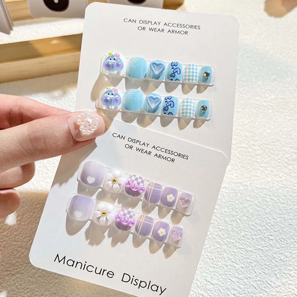 

Flower Children False Nails Rabbit Full Cover Nail Art Tips Kids Cartoon Fake Nails Bears Manicure Material