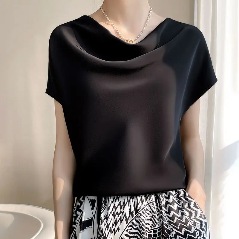 Satin 2024 Spring and Summer New Short Women's French collar T-shirt Simple Short sleeved Large Top