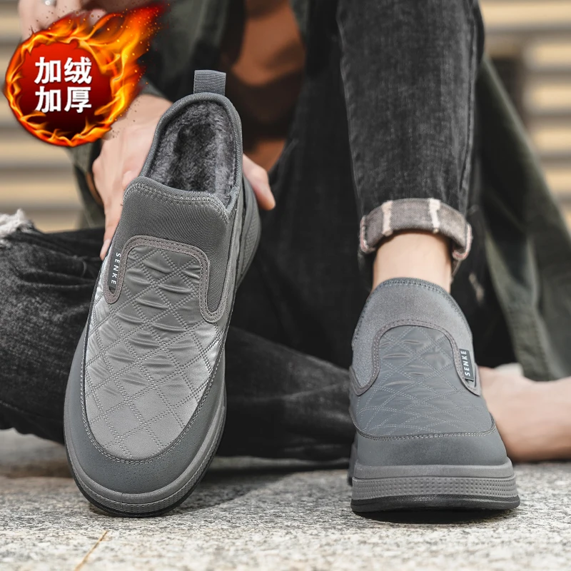 Novo tipo de botas de neve esportivas de inverno para homens, cor sólida, cano baixo, camurça, lã, calor, sola macia, propriedades antiderrapantes