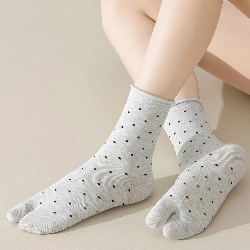 5 пар женских носков с двумя носками, летние тонкие милые носки средней длины с раздельным носком, женские модные носки в горошек с закрученными краями