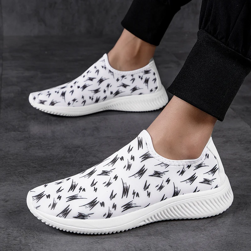 

Men Casual White Shoes Spring Summer Slip-On Sneakers Men Breathable Flats Walking Shoes Lightweight Male Loafers tenis hombres