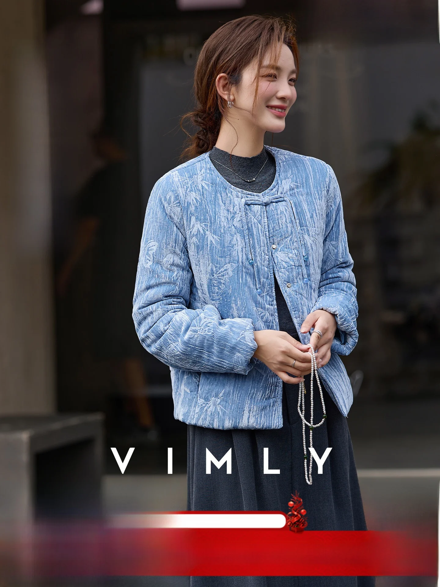 

Новая китайская хлопковая куртка для женщин с круглым вырезом и спущенным плечом, осенне-зимняя, утепленная, из полиэфирного волокна, для повседневной носки, простой модный дизайн