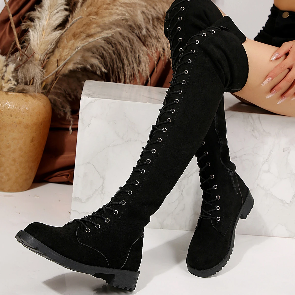 Women\'s new casual and fashionable high top boots, internet famous knee high boots, western riding boots