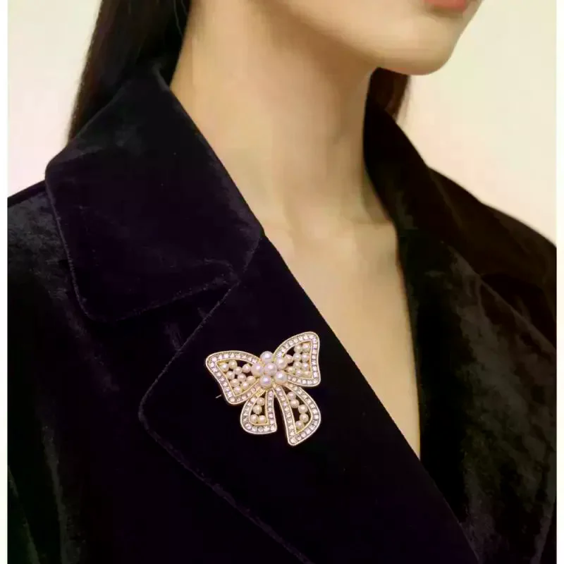 Fashion Rhinestone Bow Pearl Brooches For Women Clothing Coat Jewelry Accessries Gifts