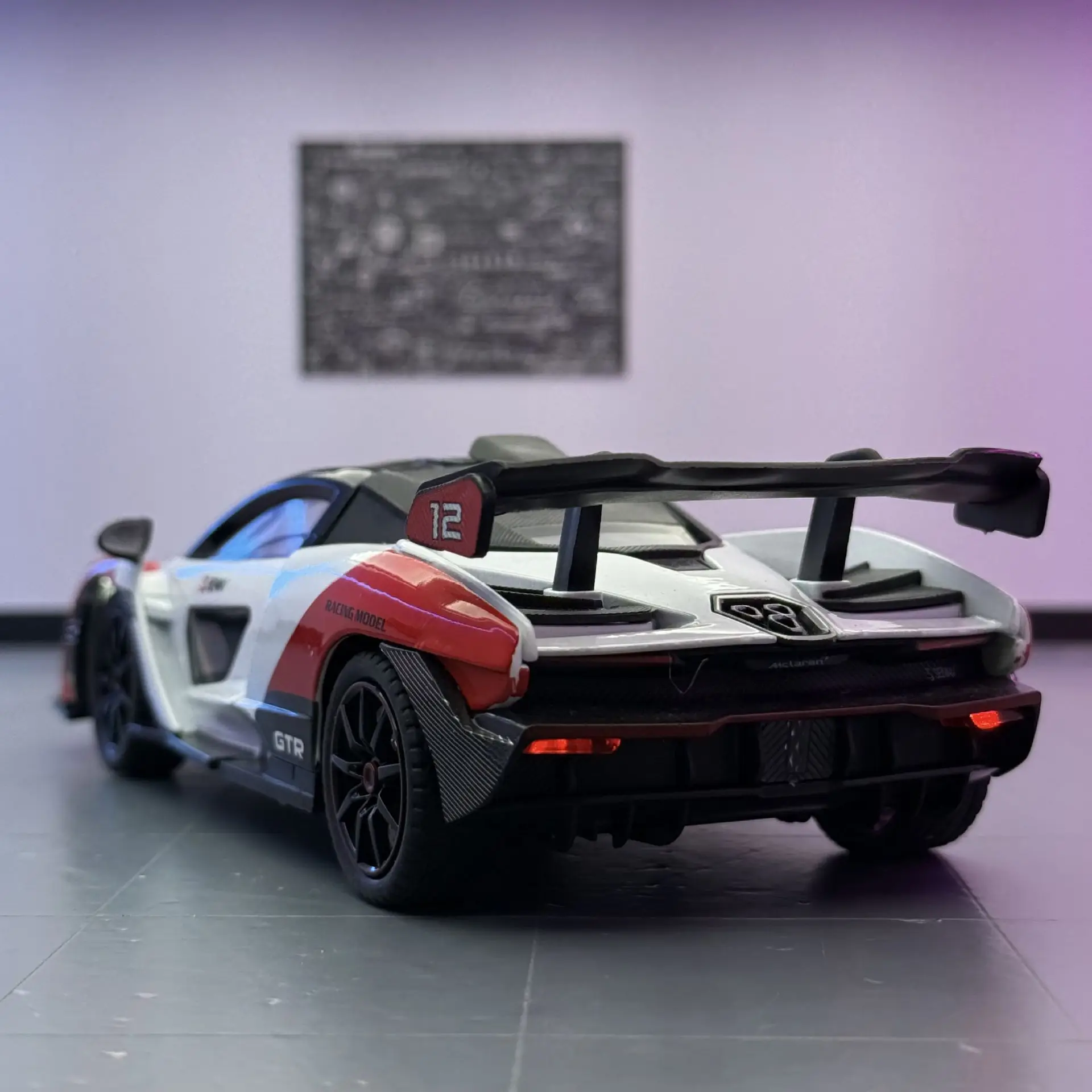 マクラーレン-セナ-スーパースポーツカー-モデル-合金製-シミュレーション-レーシングカー-男の子向けおもちゃ-ディスプレイ-ギフト-コレクション-完成品-メタルモデル