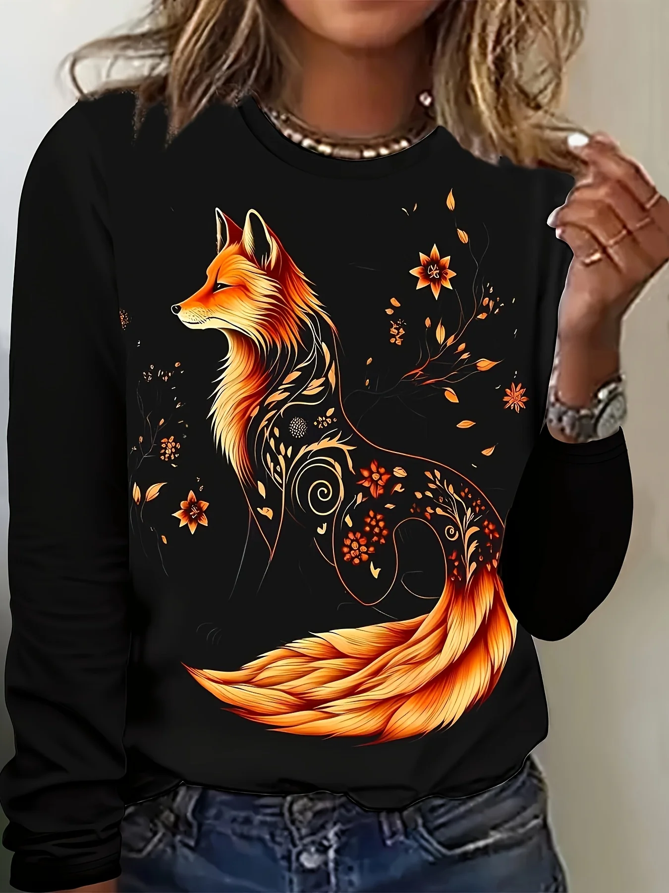 Women's Long Sleeve T-Shirt, Black Top With Orange Fox And Floral Pattern Print, All-Winter Holiday Style Top Suitable For Leisure And Sports Scenarios