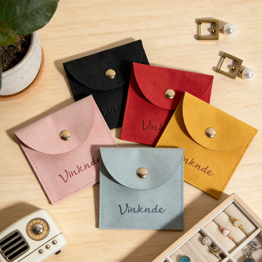 

Бархатные мешочки-конверты с кнопкой-защелкой для ювелирных изделий, 50 шт., с индивидуальным логотипом, из микрофибры, для упаковки, хранения браслетов, ожерелий, свадебных подарков