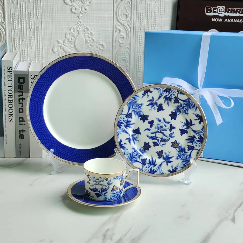 Ceramic Dinnerware Set with Saucer Handle, Coffee Cup, Ashtray, Retro Engraving, Flower Decoration, Gift Package