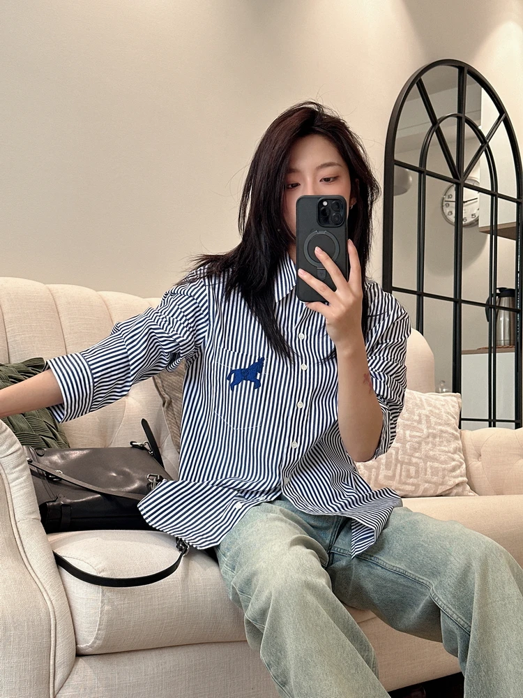 

Классическая ретро-рубашка в сине-белую полоску, свободного кроя, с 3D-вышивкой YN, модная, для повседневной носки, длинный рукав...