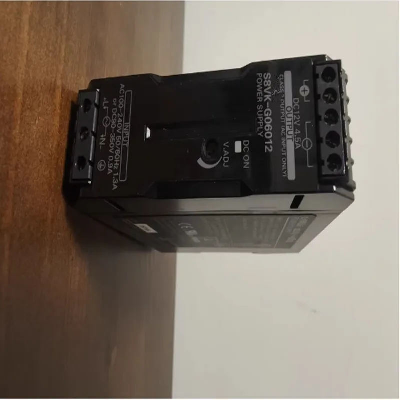 

Новый оригинальный выключатель питания S8FS-G10012CD S8FS-C15024 S8FS-C35012J S8FS-C10024J S8VK-C24024 S8JC-Z15012CD S8JC-Z03524C