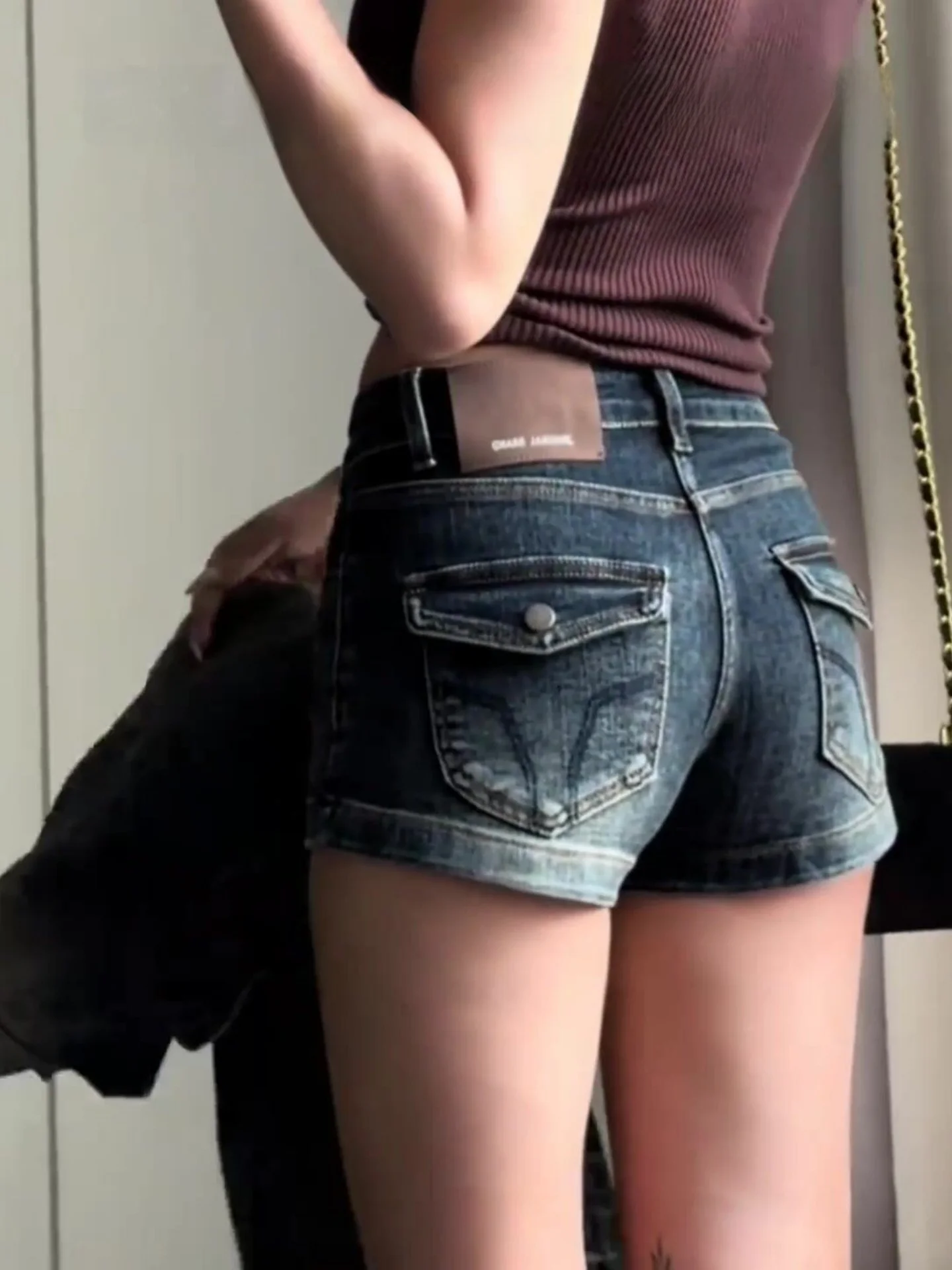 Retro American Denim Shorts Women's Summer 2026 New Hip Enhancing Butt Lifting Fashionable Versatile Slimming Hot Pants