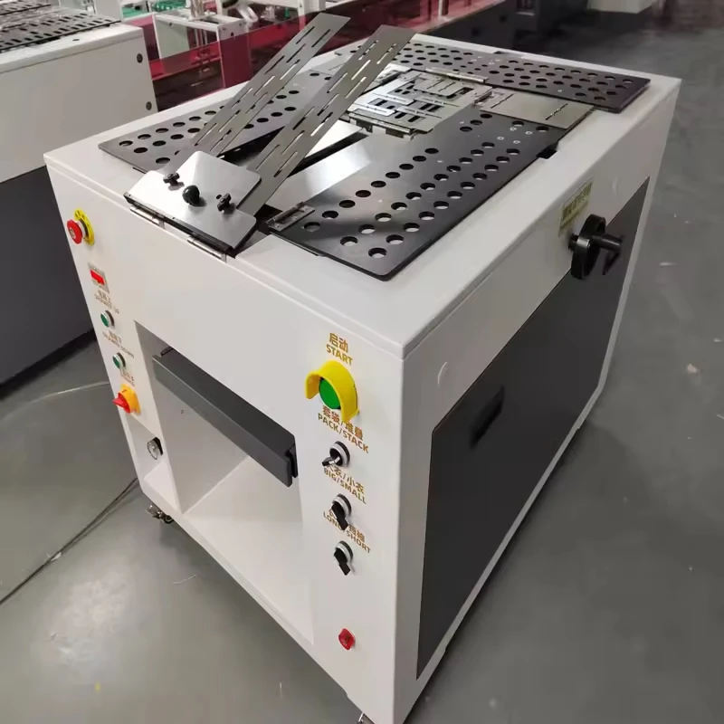 Multifunctional clothing packaging folding machine clothing commercial laundry folding machine