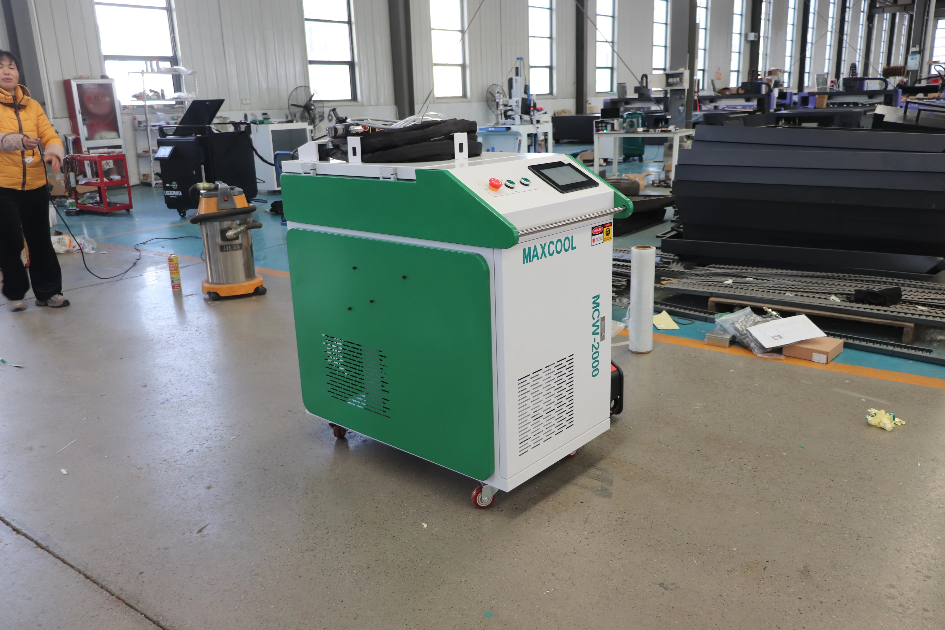 Soldadora láser portátil peque - Laser Welding Machine 1500W Handheld reseña y precio