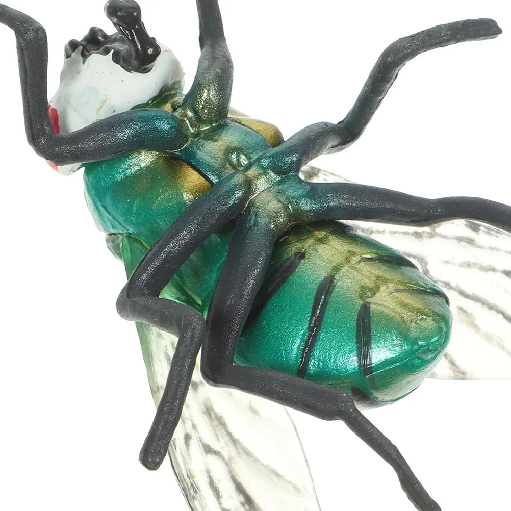 2Pcs Simulated Plastic Fly Bugs Prank Joke Props Educational Kids Insect Decor Halloween Party Favors Supplies
