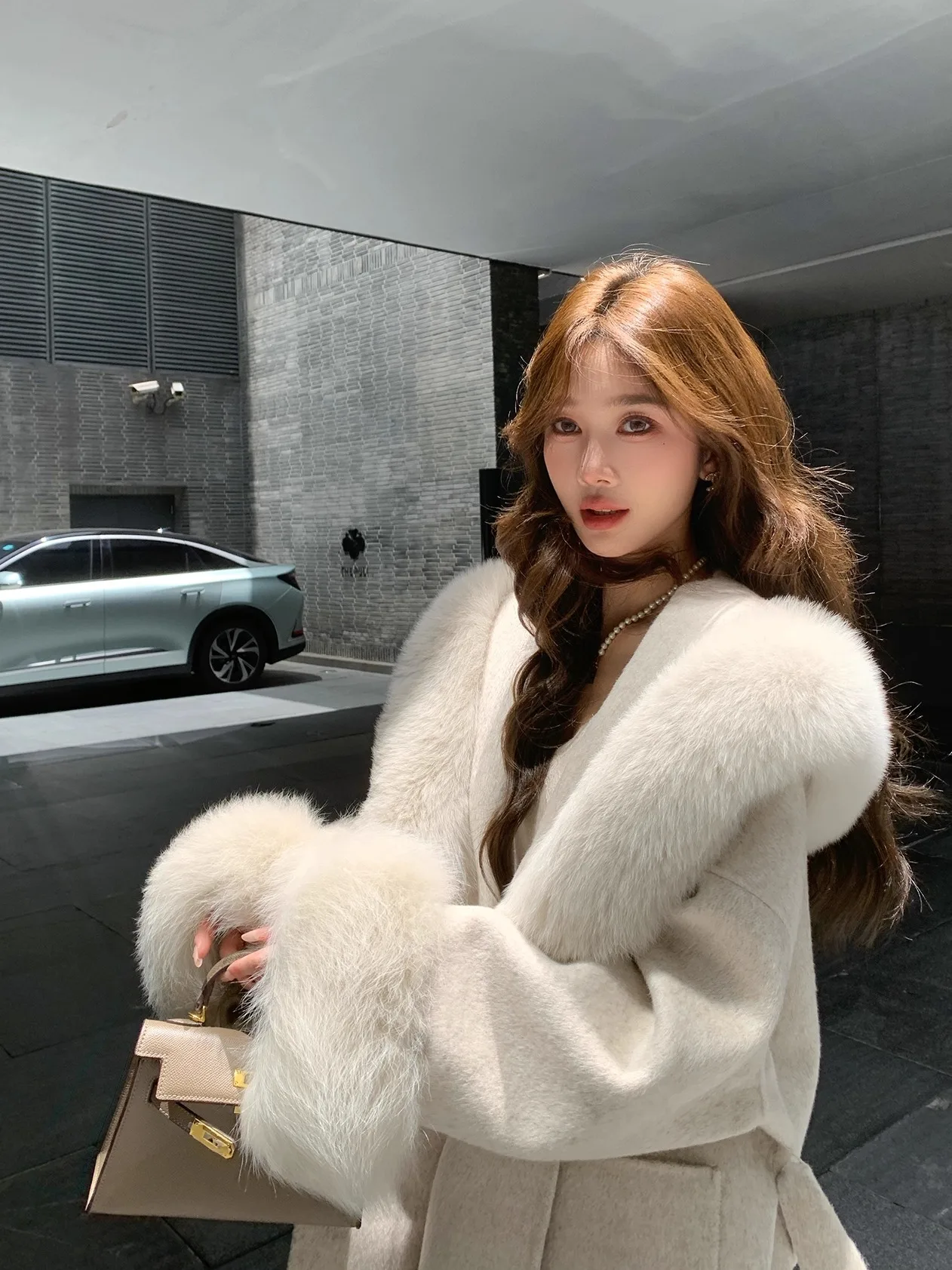 

Daisy "Hundred Thousand Daughter" Winter New Double-Faced Fur Collar Hooded Wool Coat Large Size Women's Outerwear