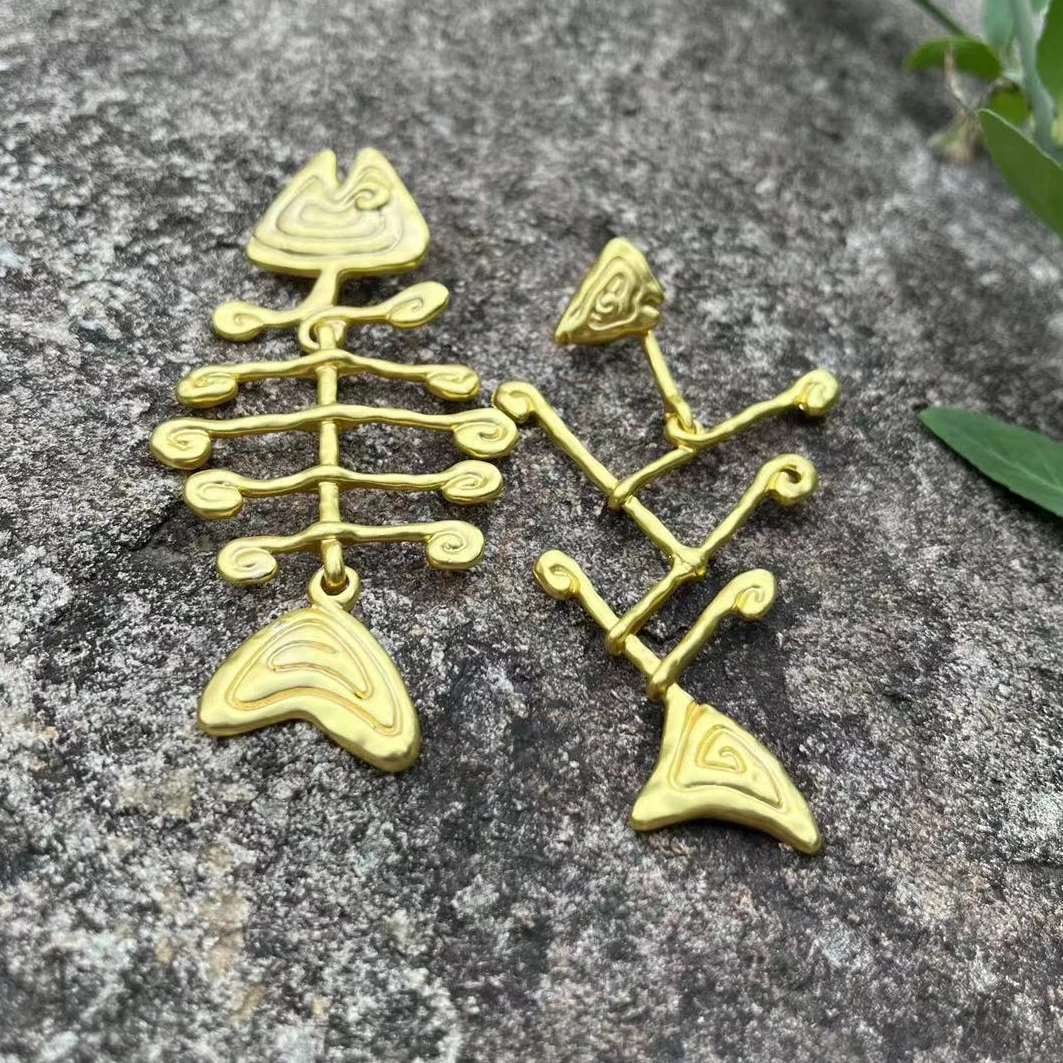 Vintage Gold Color Fish-Bone Asymmetric Dangle Earrings