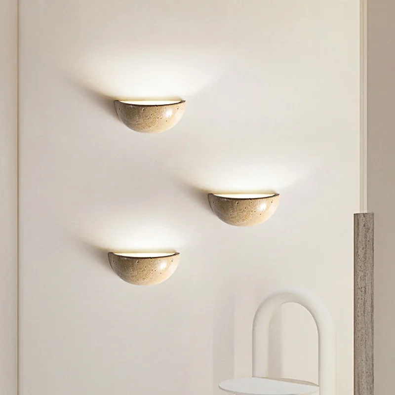 Imagem -02 - Nordic Wabi-sabi Estilo Lâmpada de Parede Led para Sala de Fundo Amarelo Estilo Creme Travertline Quarto Fundo de Cabeceira Lâmpada de Parede Semicircular