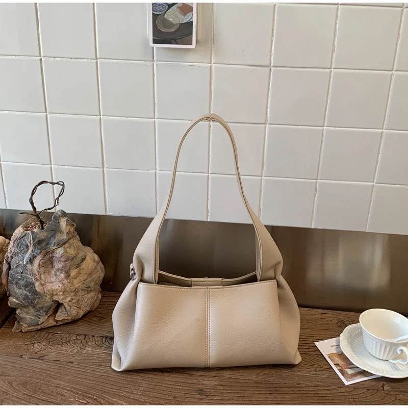 

Soft Leather Cloud-shaped Shoulder Bag Lychee-textured Leather Large-capacity Dumpling Bag Simple Lightweight Underarm Bag New